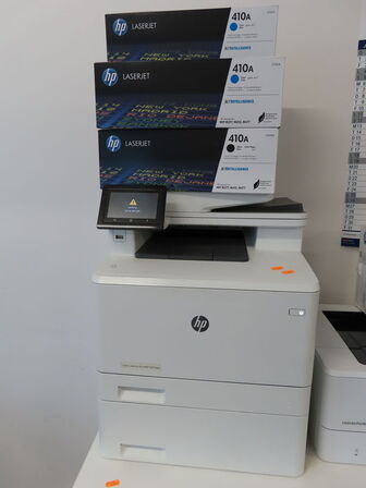 Printer HP Color Laser Jet Pro MFP M477fdw (med toner se foto)