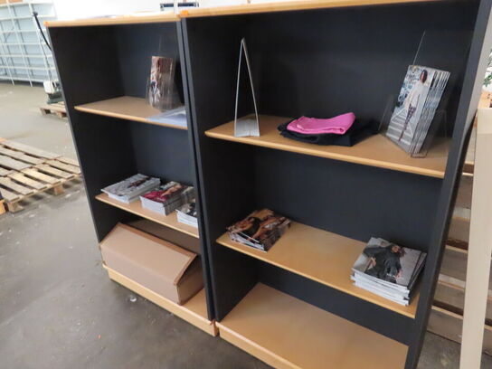 2 stk. skabe uden indhold
