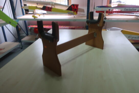 Arbejdsstativ til modelfly