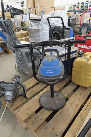 Modificeret Våd/tørstøvsuger BILTEMA WD 1000/10