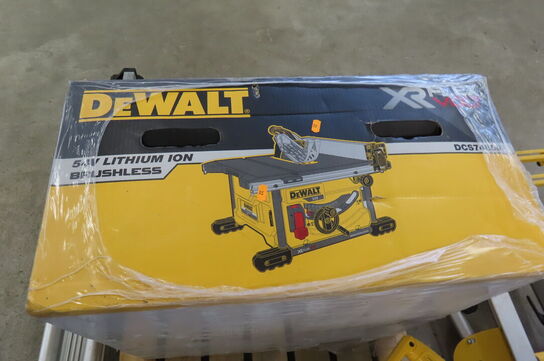 Bordrundsav DEWALT