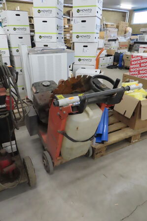 Asfaltskærer HUSQVARNA