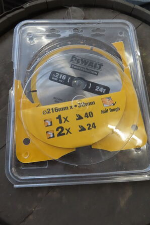 2 stk. Klinger DEWALT (ø216mm 24T)