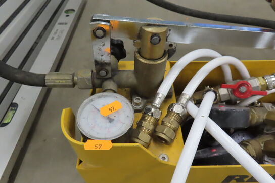 Håndtryksprøvepumpe