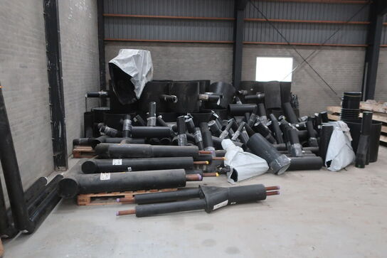 Parti af fjernvarmerør og -fittings