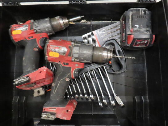 Div. skruemaskiner, MILWAUKEE