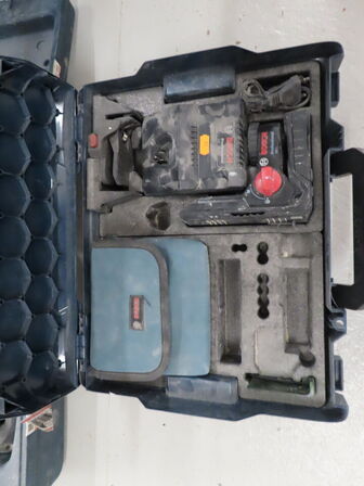 Linjelaser, BOSCH GLL 3-80 CG