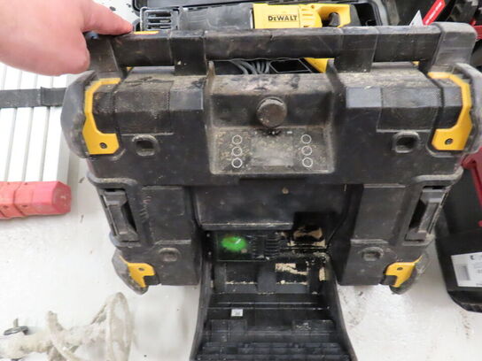 Radio, DEWALT DWST1-81078-QW