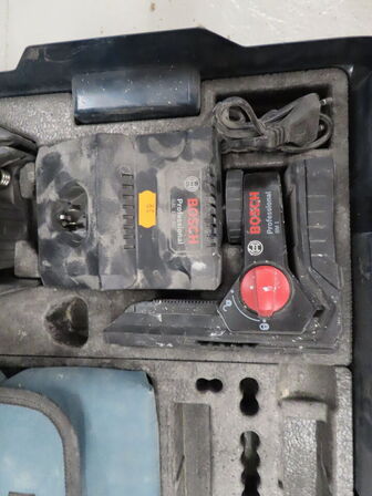 Linjelaser, BOSCH GLL 3-80 CG