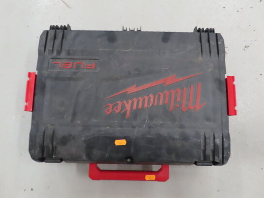 Div. skruemaskiner, MILWAUKEE