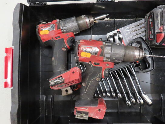 Div. skruemaskiner, MILWAUKEE