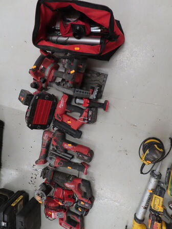 Stort lot accu. værktøj MILWAUKEE