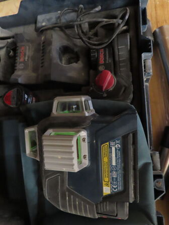 Linjelaser, BOSCH GLL 3-80 CG