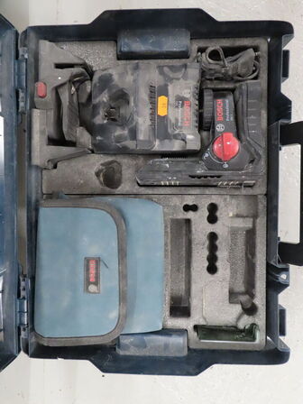 Linjelaser, BOSCH GLL 3-80 CG