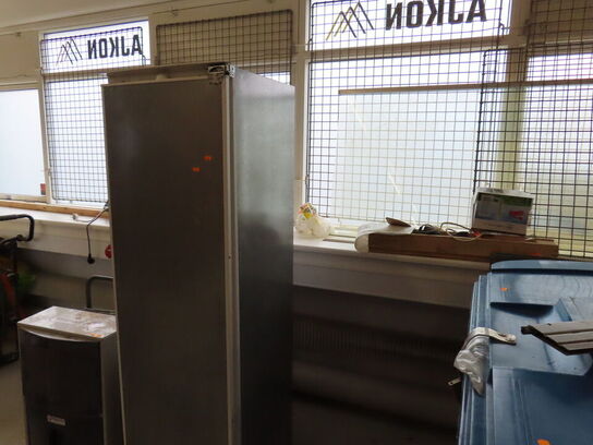 Indbygningskøleskab med fryser, SIEMENS KI 38 LA 50