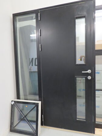 Div. dører og vinduer