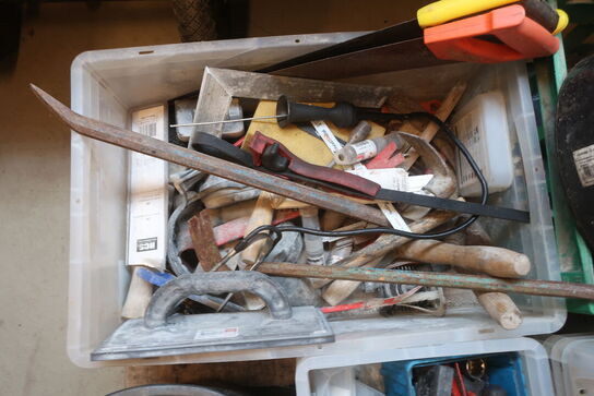 Palle med værktøj, materialer m.m.