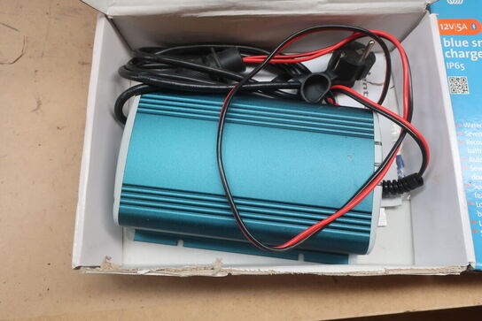 2 stk. batteri lader XENTEQ og VICTRON ENERGY