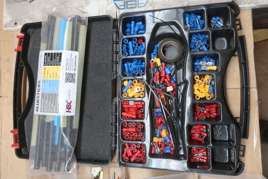 Pære, popnitter, bitz, spændebånd m.m.