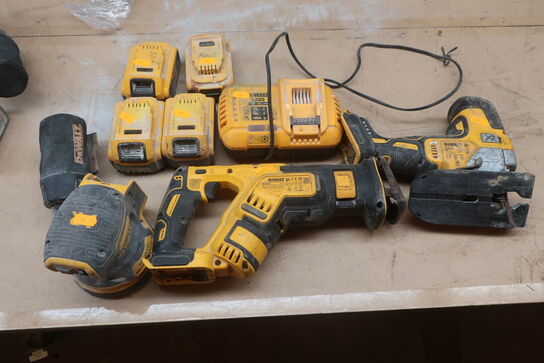 Bajonetsav, stiksav og rystepudser DEWALT 