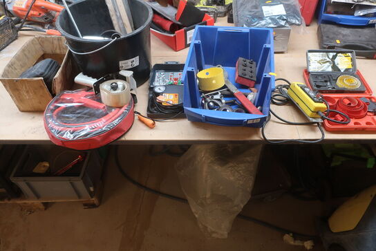 Hulbor, startkabler, værktøj m.m.