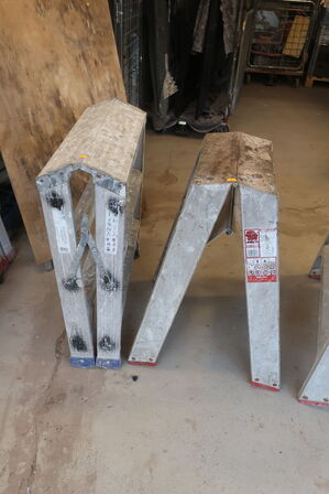 2 stk. trappestiger JUMBO og SKEPPSHULT