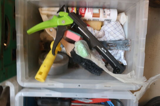 Palle med værktøj, materialer m.m.