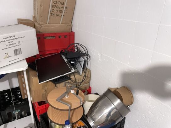 Indhold i kælderrum