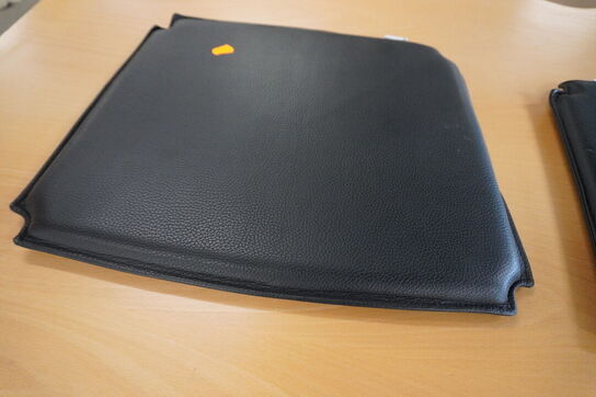 2 stk. Sædehynder Sort læder CARL HANSEN & Søn til CH26 stol