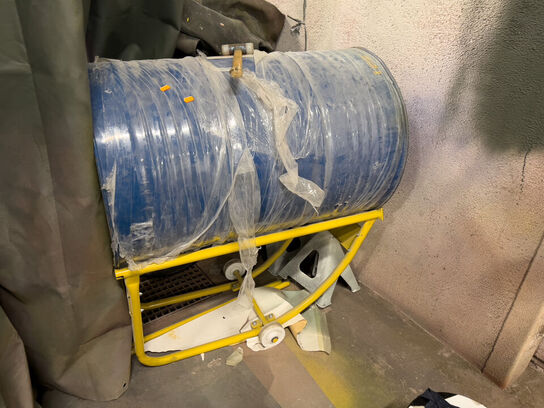 Tromlevogn inkl. tromle m. polyester (mgd. ukendt)