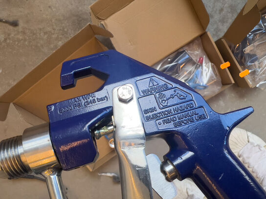 3 stk. sprøjtepistoler (ubrugte)