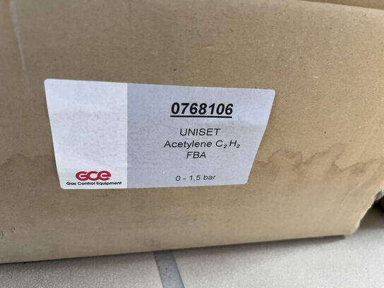 Regulator GCE UNISET Acelytene 0-1,5 bar (0768106)