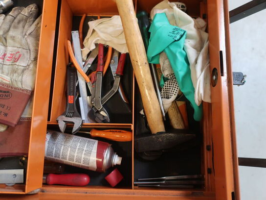 Værktøjsbord BETA UTENSILI TANK C25 inkl. indhold