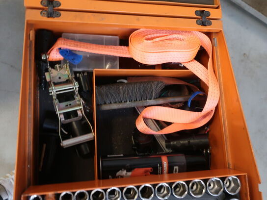 Værktøjsbord BETA UTENSILI TANK C25 inkl. indhold