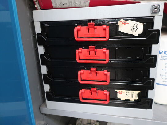 Stålskab inkl. indhold (se billeder)