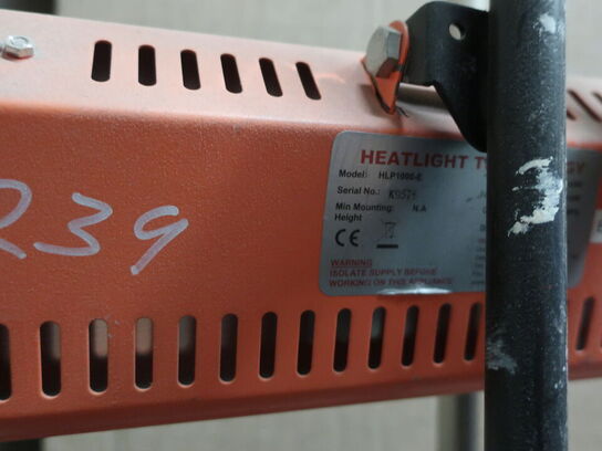 7 stk. infrarøde varmelamper & arbejdslampe på stativ