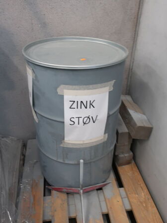 1 tromle m. zinkaffald