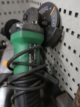 "Tøm skabet" - Vinkelslibere m.v. (se billeder)