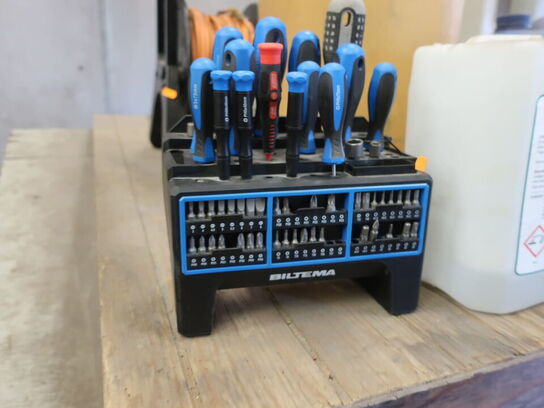 Højtryksanlæg (2000 bar) AQUATOOLS (SIHM) til vandafrensning af emner