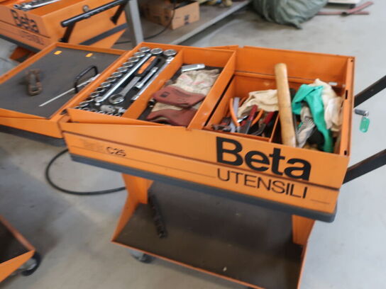 Værktøjsbord BETA UTENSILI TANK C25 inkl. indhold