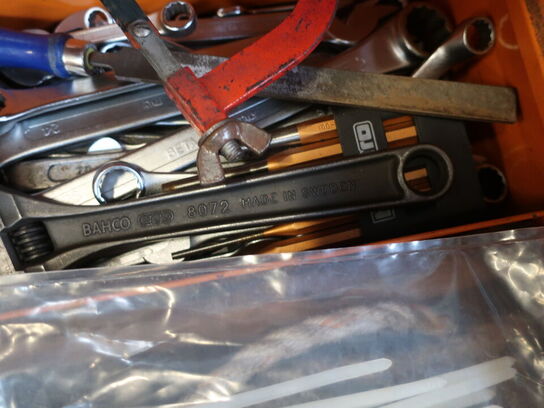 Værktøjsbord BETA UTENSILI TANK C25 inkl. indhold