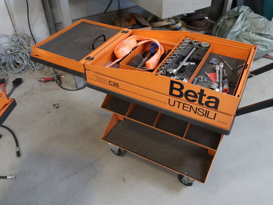 Værktøjsbord BETA UTENSILI TANK C25 inkl. indhold