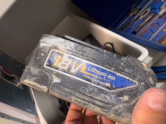 Div. ladere og batterier bl.a. GRACO