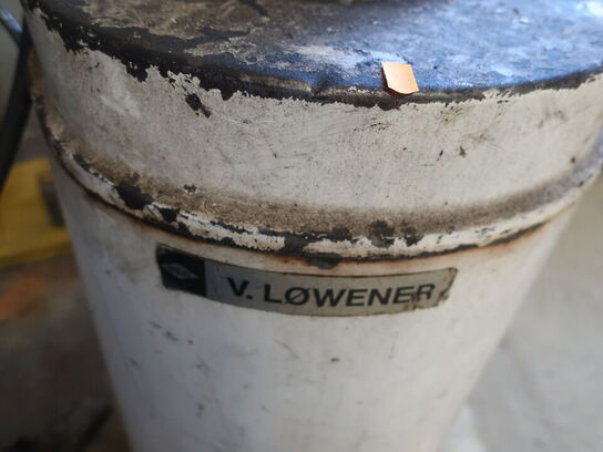 Fedtpumpe V. LØWENER