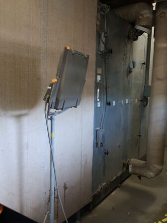 7 stk. infrarøde varmelamper & arbejdslampe på stativ