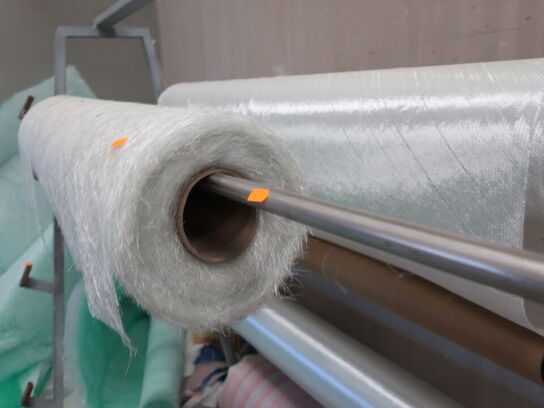 Stativ til ruller inkl. div. glasfiberruller