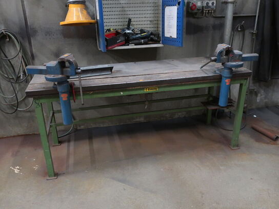 Filebænk m. 2. stk. skruestik m. PEDDINGTON løftefunktion