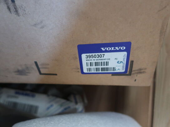 Reservedele til bl.a. SCANIA & VOLVO (se billeder)