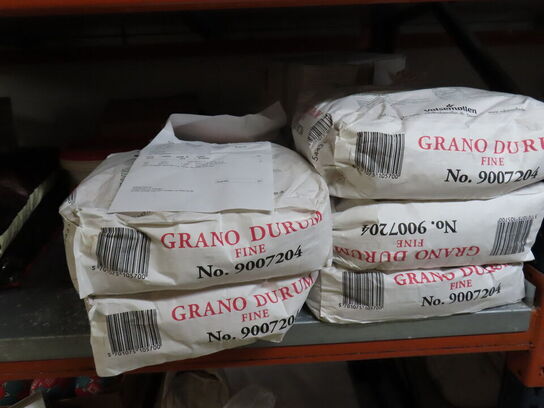 Pallereol med indhold