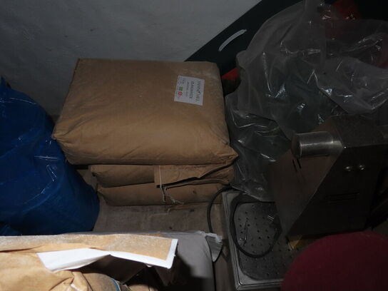 Pallereol med indhold